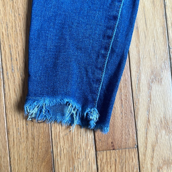 L.T.J High Waisted Jeans (Medium Wash) Frayed Bottoms - Picture 3 of 6